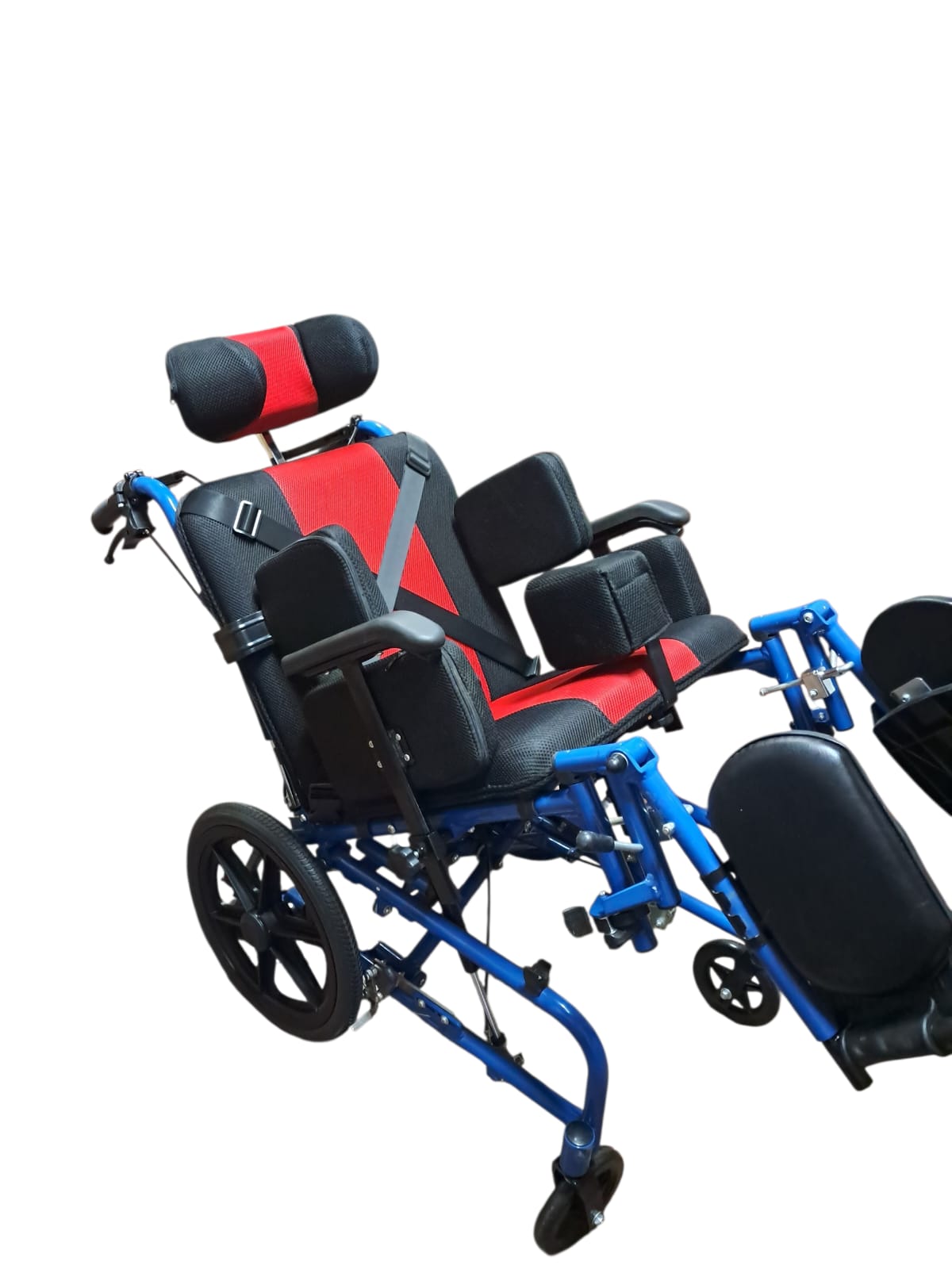 Silla de Ruedas Neurológica Pediátrica tipo Camilla KY958LC-A talla 36 – Precio Especial Producto de Exhibición